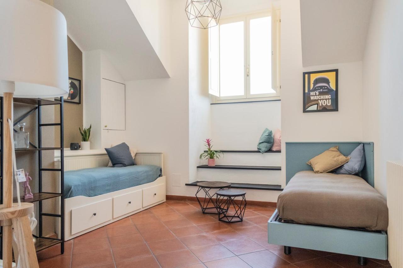 Palazzo Oddo Rental Rooms Albenga Bagian luar foto