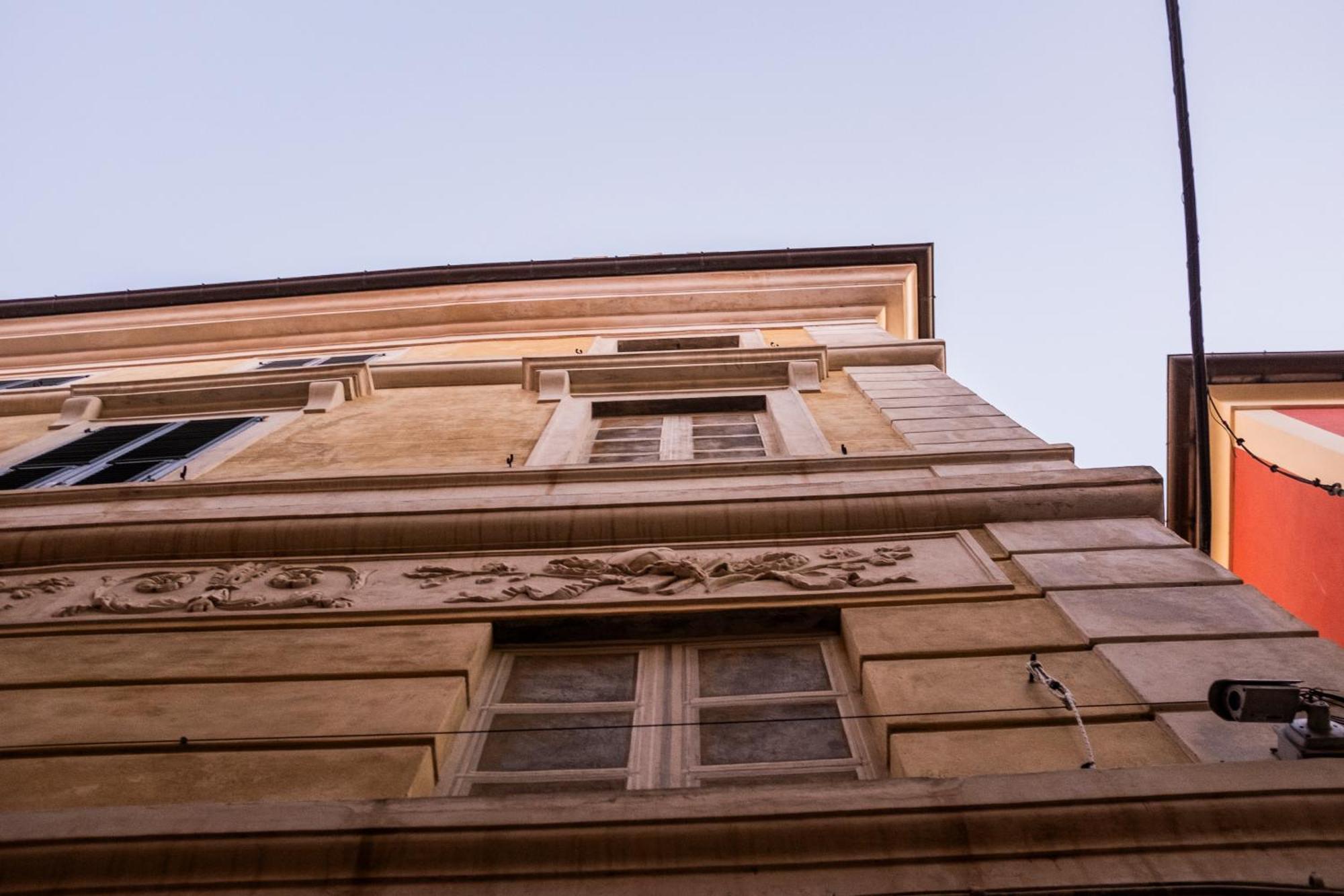 Palazzo Oddo Rental Rooms Albenga Bagian luar foto