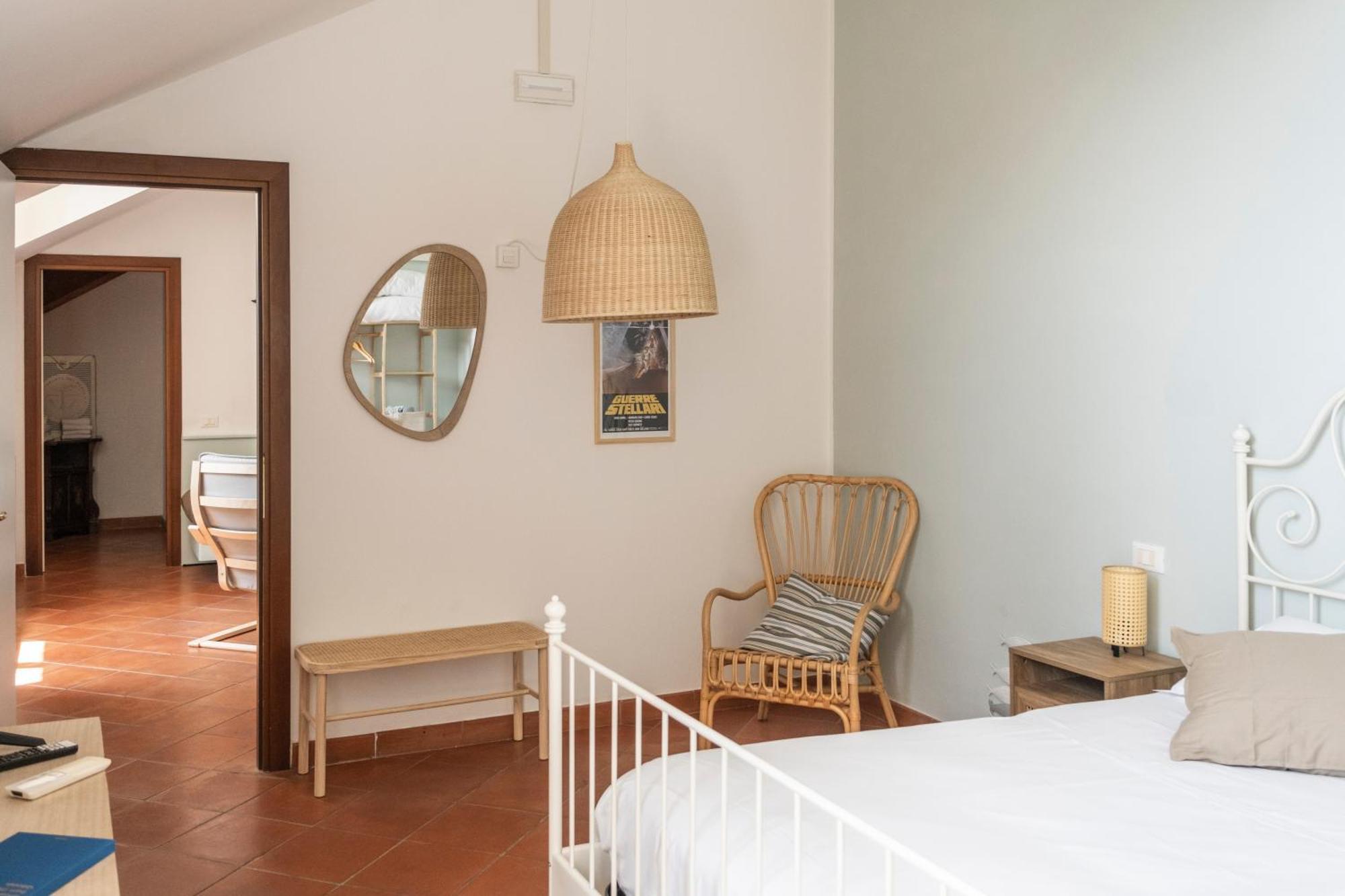 Palazzo Oddo Rental Rooms Albenga Bagian luar foto