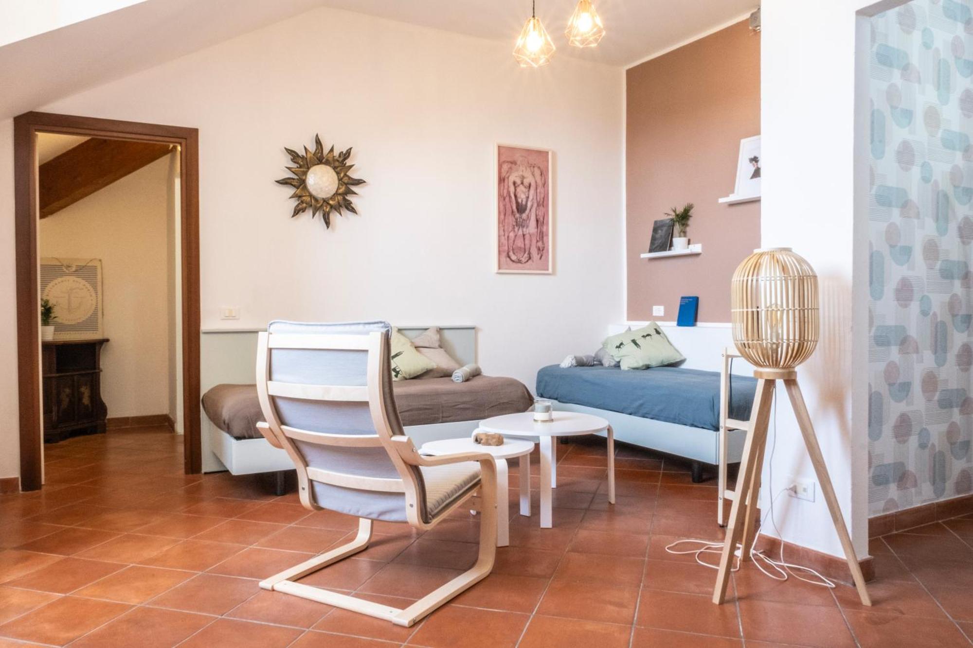 Palazzo Oddo Rental Rooms Albenga Bagian luar foto